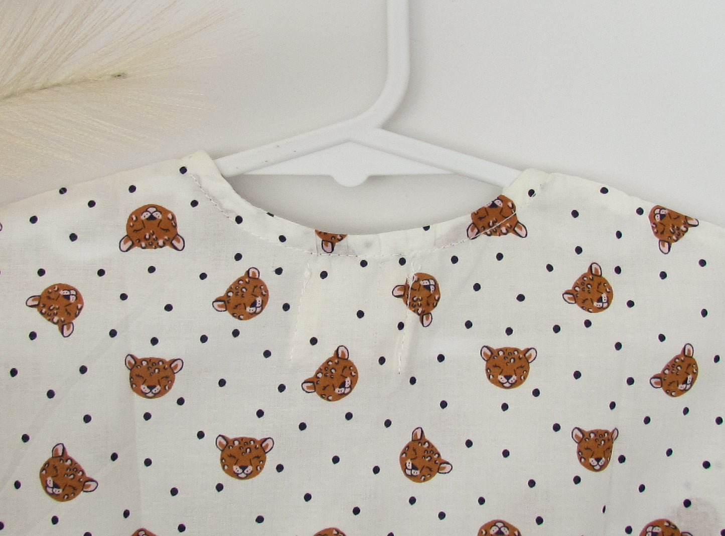 Cub-Face Top